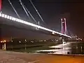 Die neue Eisenbahn-Brücke über die Donau