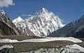 Der K2 ist der höchste Berg des Landes und der zweithöchste Berg der Welt.