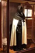 Eine Nachbildung eines Ritters des Deutschen Ordens in der Marienburg