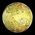Der Jupiter-Mond Io: Die Flecken sind meist durch Vulkane entstanden.