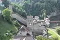 Ein Teil der alten Stadtmauer in der Stadt Freiburg