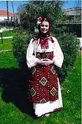 Zu besonderen Festen tragen viele Frauen gerne traditionelle Kleidung.