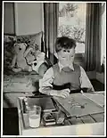 Teddybär früher in einer Wohnung
