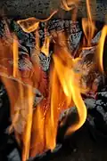 Verbrennendes Holz