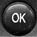 O.K. ist die Abkürzung für das englische „okay“ und bedeutet „in Ordnung“. Das versteht man fast überall.