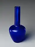 Kobalt machte dieses Glas bei der Schmelze blau.