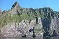 Die Vogelfelsen sind bis zu 645 Meter hoch.