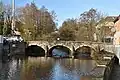 Eine Brücke über den Fluss Weser in Eupen.