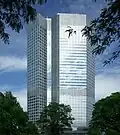 Der alte Sitz der EZB war im Eurotower, der mehr in der Innenstadt steht.