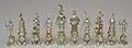 Manche Figuren oder Bretter sind besonders kunstvoll gemacht. Diese deutschen Figuren aus Silber sind aus der Zeit um 1850.