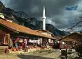 Markt in der kleinen Stadt Kruja oder Krujë