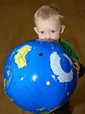 Aufblasbarer Globus aus Plastik
