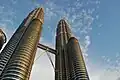 Die Petronas-Türme sind ein Wahrzeichen von Kuala Lumpur