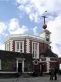 Durch das Greenwich Observatorium in England verläuft der Nullmeridian