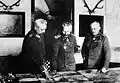 Wilhelm der Zweite, in der Mitte des Bildes, im Ersten Weltkrieg