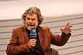 Reinhold Messner ist wohl der bekannteste Südtiroler. Er war Bergsteiger und schreibt Bücher.