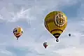 Bei uns sieht man häufig Reklame für Alkohol, wie auf diesem Heißluftballon.