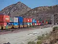 Doppeldecker-Containerwagen der Bahn