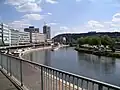 Durch Saarbrücken fließt der Fluss Saar, von dem die Stadt ihren Namen hat.