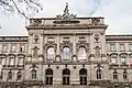 An der Universität studieren 30.000 Menschen.