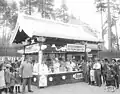 Vor über 100 Jahren: Dieses Geschäft verkauft Limonade und Eis.