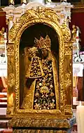 Die Schwarze Madonna in Altötting in Bayern