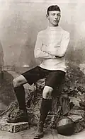 Der Gründer Hans Gamper spielte auch selber Fußball.