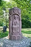 In der Stadt Mainz steht dieses Denkmal für Barbarossa.