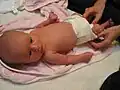 Dieses Baby wurde eben frisch gewickelt.