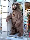 Ein besonders großer Bär in Berlin