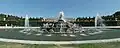 Das Bassin de Latone ist ein barocker Brunnen beim Schloss Versailles in Frankreich.