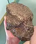 Dieser Meteorit stammt vom Mars. Man hat ihn ebenfalls im Norden von Afrika gefunden, in Libyen.