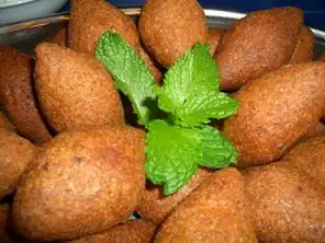 Lammbällchen