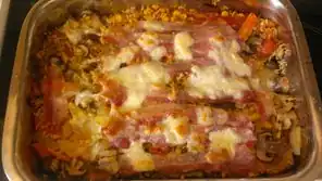 Reis-Gemüsegratin mit Speck