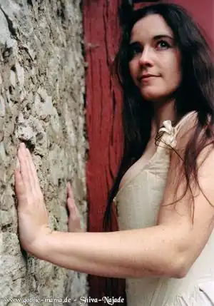 Simone Kuestermann.jpg
