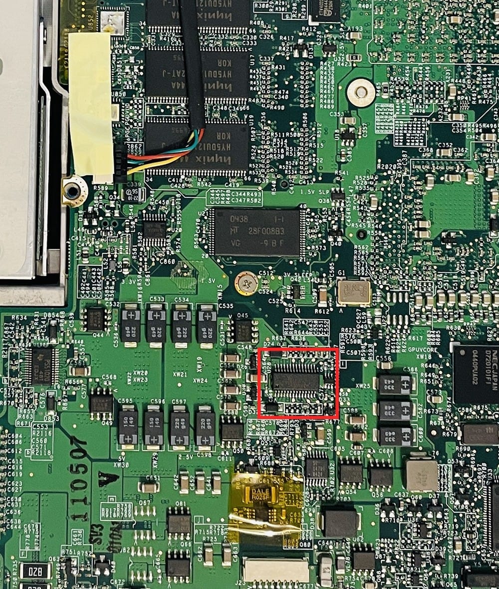 Apple iBook G4 vreg