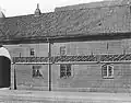 Ehemalige Fassade des Brauhauses des Burgklosters zur Großen Burgstraße mit dem Terrakotta-Fries