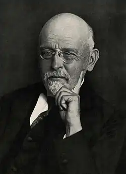 Carl Hosius