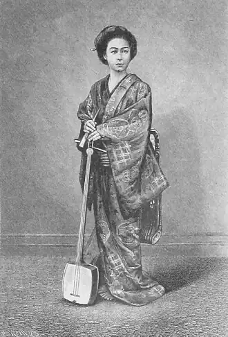 Die Gartenlaube (1886) b 233_3.jpg Geischa mit Samisen Originalphotographien aus der japanischen Sammlung des Verfassers