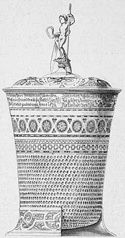 Die Gartenlaube (1886) b 780_2.jpg Silberner Pokal des Nürnberger Schmiedehandwerks vom Jahre 1586