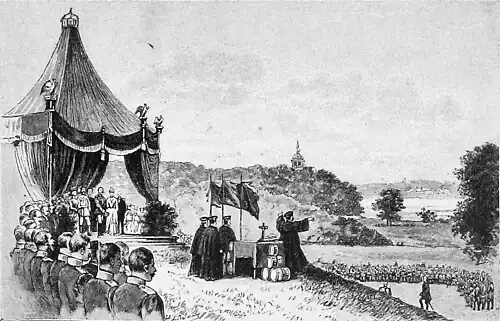 Die Gartenlaube (1890) b 690_2.jpg Feldgottesdienst auf dem Herzenshügel