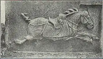 Chinesische Kunst: Streitroß, Steinrelief (7. Jh.).