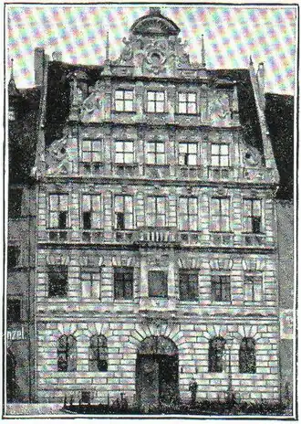 2. J. Wolff: Pellerhaus in Nürnberg (1605).